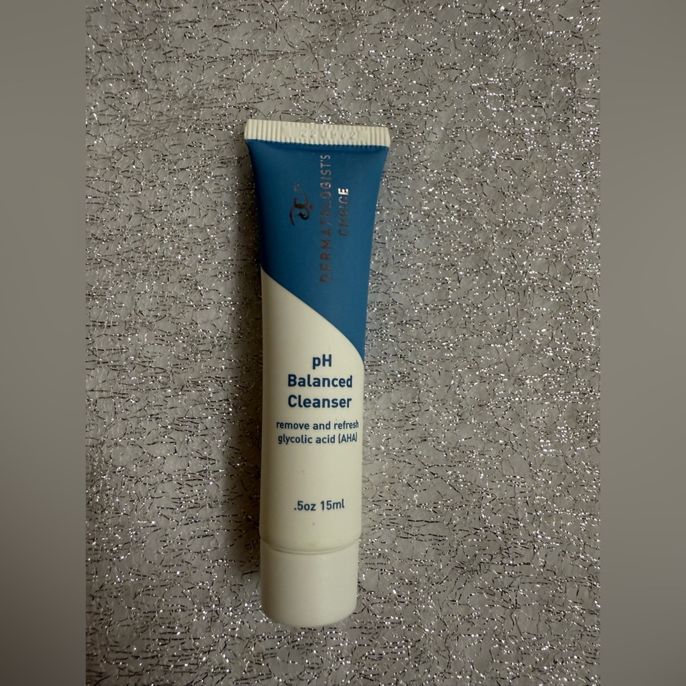 Dermatologist’s Choice pH Balanced Cleanser